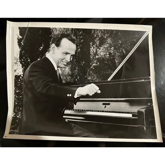 Vintage Roger Williams 1961 Swingin Along Movie Still Head Shot Photo - Picture 2 of 14